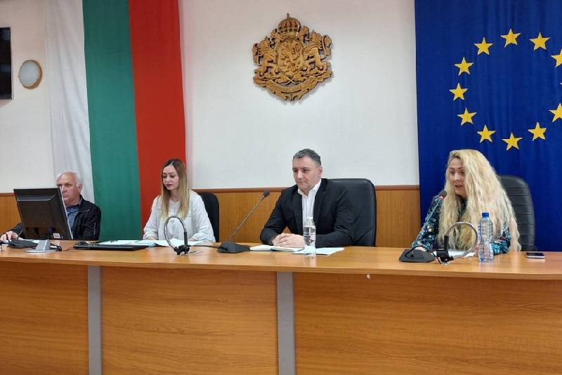 Екологични отоплителни уреди ще заменят печките на твърдо гориво в община Пазарджик Екологични отоплителни уреди ще заменят печките на твърдо гориво в община Пазарджик