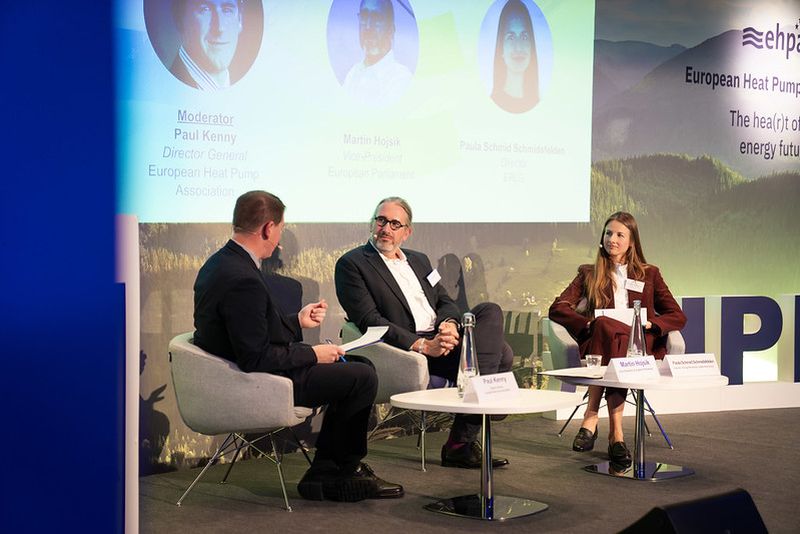 Кои бяха акцентите на Heat Pump Forum 2024 Кои бяха акцентите на Heat Pump Forum 2024